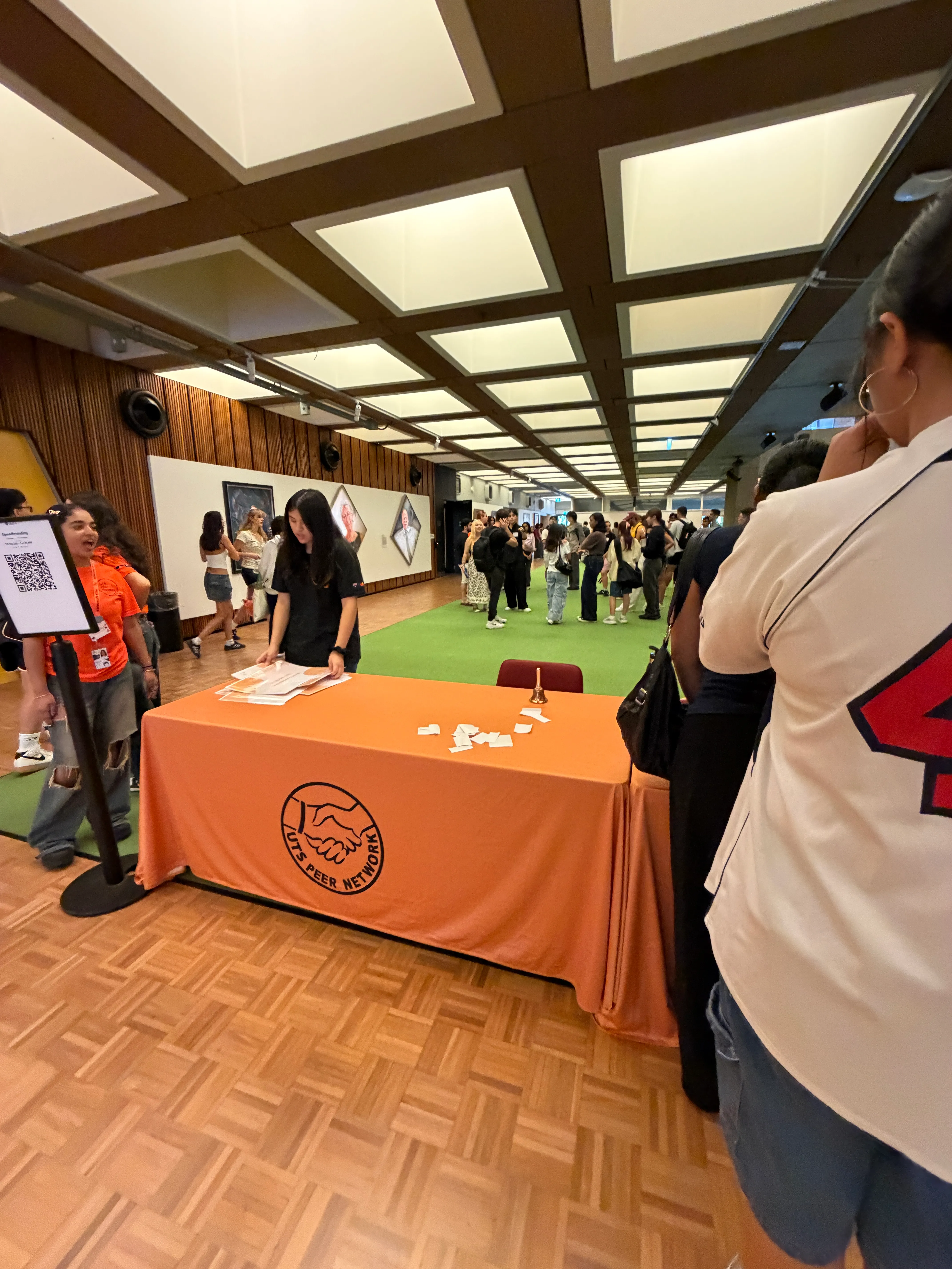 Speed friending & karaoke